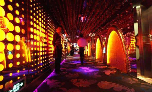 上海浦东新区ktv招聘-急聘！KTV服务生保底800/天（新人岗前培训）